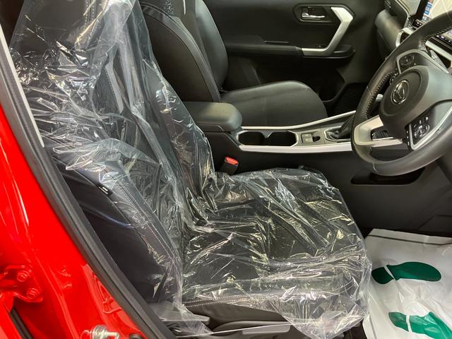 ロッキー プレミアムＧ　パノラマ対応カメラ　９インチナビ　ドラレコ付き　ＥＴＣ車載器　シートヒーター（20枚目）