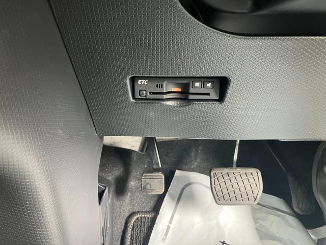 タント Ｘターボ　衝突被害軽減ブレーキ　衝突安全ボディＬＥＤヘッドランププッシュスタートボタン　スマートキー　ＣＤチューナー　ＥＴＣ車載器　左側パワースライドドアミラクルオープンドア　後席シートスライド（17枚目）