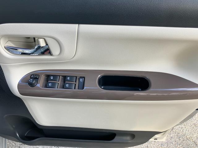 ムーヴキャンバス Gメイクアップリミテッド SAIII 衝突被害軽減ブレーキ 両側パワースライドドア LEDヘッドランプ フォグランプ バックカメラ オートエアコン(10枚目)