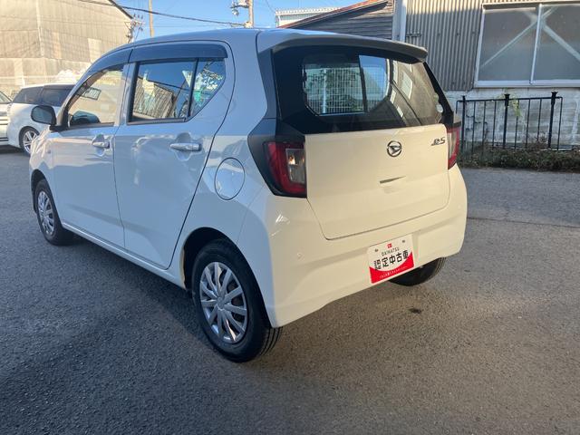 ミライース Ｌ　ＳＡＩＩＩ　ＬＳＡＩＩＩ　衝突被害軽減ブレーキ　衝突安全ボディ　キーレスエントリー　クリアランスソナー　デジタルメーター　マニュアルエアコン　１３インチフルホイールキャップハロゲンヘッドランプ（3枚目）