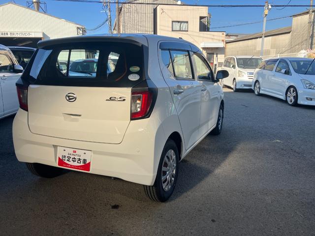 ミライース Ｌ　ＳＡＩＩＩ　ＬＳＡＩＩＩ　衝突被害軽減ブレーキ　衝突安全ボディ　キーレスエントリー　クリアランスソナー　デジタルメーター　マニュアルエアコン　１３インチフルホイールキャップハロゲンヘッドランプ（5枚目）