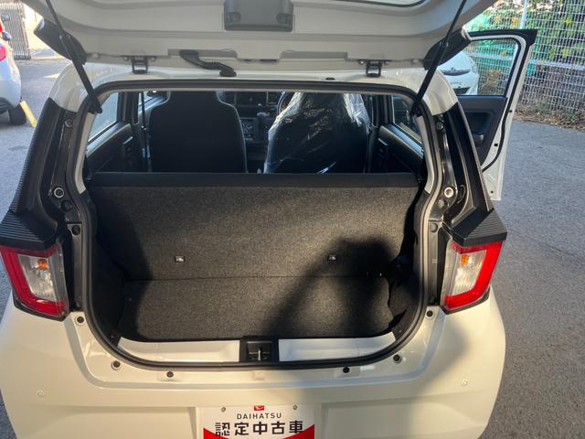 ミライース Ｌ　ＳＡＩＩＩ　ＬＳＡＩＩＩ　衝突被害軽減ブレーキ　衝突安全ボディ　キーレスエントリー　クリアランスソナー　デジタルメーター　マニュアルエアコン　１３インチフルホイールキャップハロゲンヘッドランプ（18枚目）