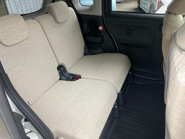 ムーヴキャンバス Ｌ　ＳＡＩＩＩ　衝突被害軽減ブレーキ　衝突安全ボディ　キーレスエントリー　ステアリングスイッチ　マニュアルエアコン　ベンチシート両側スライドドア　後席シートスライド　１４インチフルホイールキャップ（19枚目）