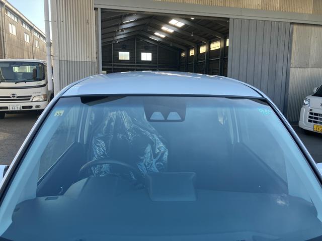 ムーヴ Ｘ　ＳＡＩＩＩ　ＸＳＡＩＩＩ　衝突被害軽減ブレーキ　衝突安全ボディ　プッシュスタートボタン　オートエアコン　シートヒーター　ＥＴＣ車載器　ＤＶＤチューナー　バックカメラ　１４インチアルミ　ＬＥＤヘッドランプ（9枚目）