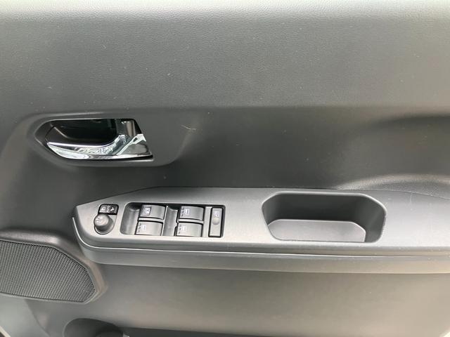 ウェイク ＧターボリミテッドＳＡＩＩＩ　衝突被害軽減ブレーキ　衝突安全ボディ　プッシュスタートボタン　両側パワースライドドア　ＬＥＤヘッドランプ　８インチナビ　パノラマ対応カメラ１５インチアルミホイール（11枚目）