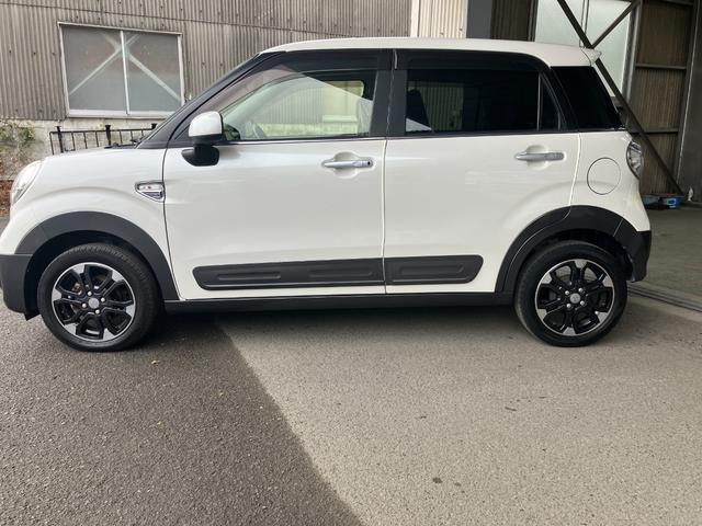 キャスト アクティバＧ　ＳＡＩＩＩ　衝突被害軽減ブレーキ　衝突安全ボディ　ＬＥＤヘッドランプ　プッシュスタートボタン　オートエアコン　７インチナビ　パノラマ対応カメラ　後席シートスライド１５インチアルミホイール（2枚目）