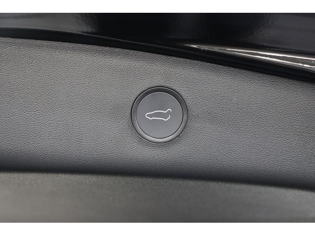 ロングレンジ AWD オートパイロット/パノラマガラスルーフ/黒革シート/パワーシート/シートヒーター/LEDヘッド/バックカメラ/サイドカメラ/パークセンサー/15インチセンターディスプレイ/AWD/パワーバックドア(17枚目)