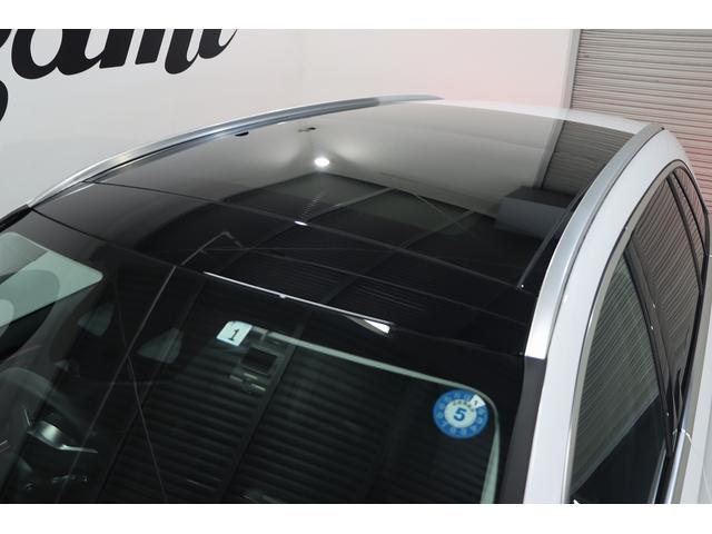 C220d 4マチック オールテレイン レザーエクスクルーシブPKG/パノラミックスライディングルーフ/ARナビ/360カメラ/MBUX/TV/ヘッドアップディスプレイ/黒革シート/純正前後ドラレコ/純正18インチAW/アンビエントライト(7枚目)