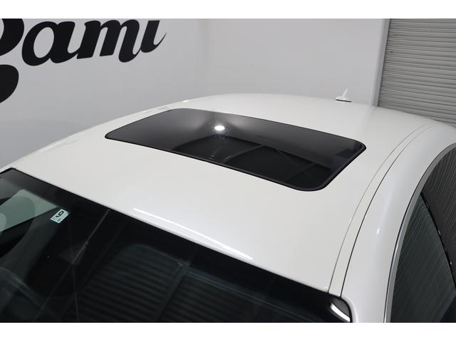 S グランスポーツ 黒革シート/サンルーフ/Harman/Kardonサウンドシステム/純正20インチAW/パドルシフト/LEDヘッド/純正ナビ/フルTV/360カメラ/パワートランクリッド/シートヒーター/禁煙車(7枚目)