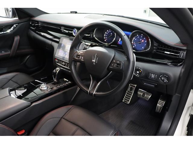 S グランスポーツ 黒革シート/サンルーフ/Harman/Kardonサウンドシステム/純正20インチAW/パドルシフト/LEDヘッド/純正ナビ/フルTV/360カメラ/パワートランクリッド/シートヒーター/禁煙車(21枚目)