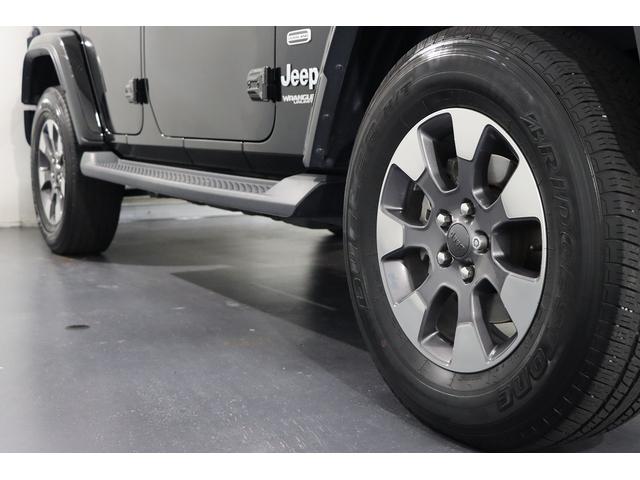 オーバーランド 100限定車/1オーナー/専用刺繍入り黒革シート/専用18インチAW/専用ハードタイヤカバー/専用グリル&トリム/ACC/純正ナビ/フルセグTV/F&S&Bカメラ/シートヒーター/LEDヘッド/禁煙車(9枚目)