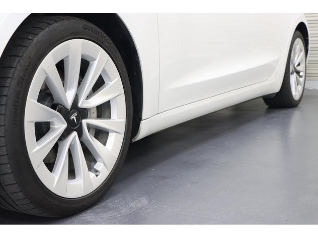 ロングレンジ AWD オートパイロット/黒革シート/パノラマガラスルーフ/チャデモアダプター/LEDヘッド/パワートランクリッド/純正19インチAW/パワーシート/ヒーター/サイド&バックカメラ/15インチディスプレイ(7枚目)