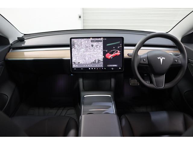 ロングレンジ AWD オートパイロット/黒革シート/パノラマガラスルーフ/チャデモアダプター/LEDヘッド/パワートランクリッド/純正19インチAW/パワーシート/ヒーター/サイド&バックカメラ/15インチディスプレイ(17枚目)