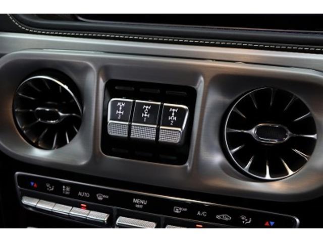Ｇクラス Ｇ６３　Ｇマヌファクトゥーアプログラムプラス／ＡＭＧナイトＰＫＧ／サンルーフ／黒革シート／ブルメスター／アンビエント／純正２１インチＡＷ／ＧＰＳレーダー／純正前後ドラレコ／デジタルインナーミラー／パドルシフト（26枚目）