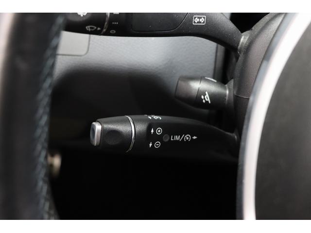 Ｃクラス Ｃ６３　ＡＭＧクーペリミテッド　３５台限定車／出力４８７ＰＳ／ＡＭＧパフォーマンスＰＫＧ／ＡＭＧドライバーズＰＫＧ／パフォーマンスステアリング／ＡＮＧ強化ブレーキシステム／スポーツサスペンション／赤＆黒革スポーツシート／禁煙車（32枚目）