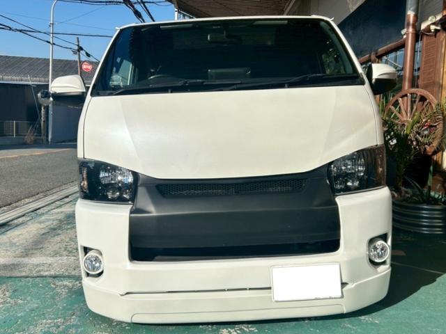 レジアスエースバン スーパーGL ダークプライム フルエアロ 内装レザー張替 ファブレス19インチ エアサス公認 8ナンバー工作車(3枚目)