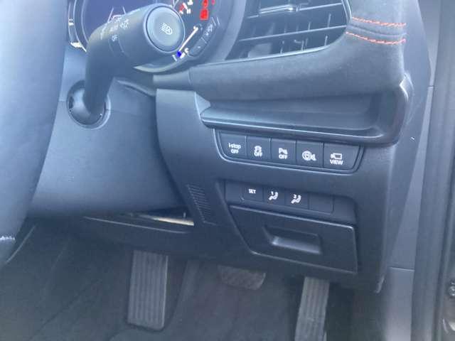 MAZDA3ファストバック 1.5 15S レトロスポーツエディション(15枚目)