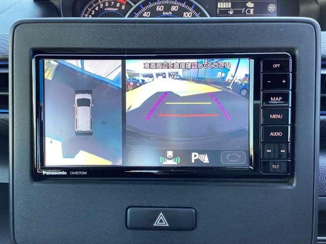 �ԗ��̑O�㍶�E�ɂ���S�̃J�������������邱�ƂŁA�܂�ł����g�̃N���}���󂩂猩�Ă���悤�Ș��Ղł̉f�����f���o���Ă���܂��B�o�b�N�����������̂��ƁA�O�i���Ɏ��E�̈��������_�ł����ɗ����܂��ˁB