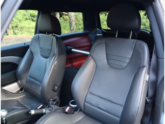 ＭＩＮＩ クーパーＳ　ジョンクーパーワークスＧＰキット（19枚目）