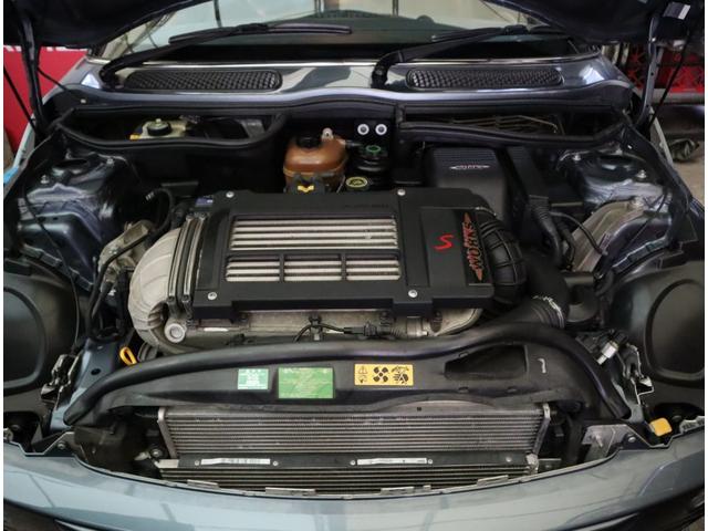 ＭＩＮＩ クーパーＳ　ジョンクーパーワークスＧＰキット（21枚目）