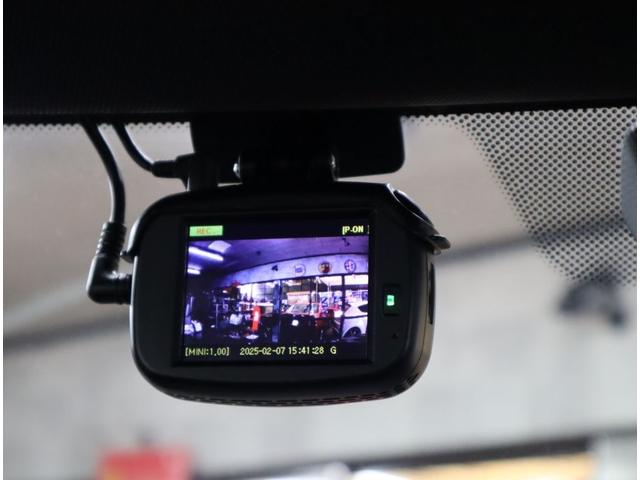 ＭＩＮＩ ジョンクーパーワークス　ＭＴｍｏｄｅ　８ＡＴ　ワンオーナー・純ナビ・ドラレコ・ドライビングモード・コンビ革シート・８ＡＴ１８ＯＰＡＷ・ＧＰ用ディフェーザー・ヘッドＵＰデスプレイ！バックモニター・ＥＴＣ（20枚目）