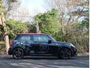 ＭＩＮＩ ジョンクーパーワークス　ＭＴｍｏｄｅ　８ＡＴ　ワンオーナー・純ナビ・ドラレコ・ドライビングモード・コンビ革シート・８ＡＴ１８ＯＰＡＷ・ＧＰ用ディフェーザー・ヘッドＵＰデスプレイ！バックモニター・ＥＴＣ（8枚目）