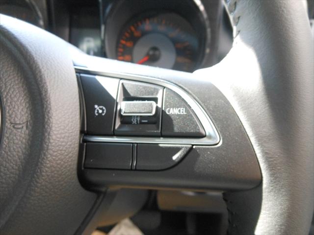 ジムニーシエラ ＪＣ　１．５　４ＷＤ　３型モデル　４ＡＴ車　スズキ保証付　登録済未使用車　デュアルセンサーブレーキ　ＬＥＤヘッドランプ　オートライトシステム　クルーズコントロールシステム　アイドリングストップシステム（77枚目）