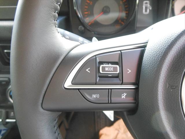 ジムニーシエラ ＪＣ　１．５　４ＷＤ　３型モデル　４ＡＴ車　スズキ保証付　登録済未使用車　デュアルセンサーブレーキ　ＬＥＤヘッドランプ　オートライトシステム　クルーズコントロールシステム　アイドリングストップシステム（38枚目）