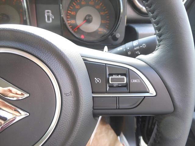 ジムニーシエラ ＪＣ　１．５　４ＷＤ　３型モデル　４ＡＴ車　スズキ保証付　登録済未使用車　デュアルセンサーブレーキ　ＬＥＤヘッドランプ　オートライトシステム　クルーズコントロールシステム　アイドリングストップシステム（43枚目）