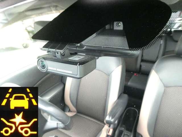 ノート 1.2 メダリスト X メモリーナビ アラウンドビューモニター バックモニター 車線逸脱警報装置 360°モニター LEDヘッド サイドカメラ インテリキー Iストップ ワンオーナー デュアルエアバック キーレス イモビライザー ETC車載器 オートエアコン(15枚目)