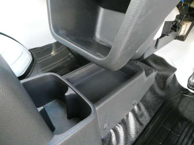 NT100クリッパートラック 660 DX 4WD エアコン パワステ AM/FMラジオ ワンオーナー車 運転席エアバック PS 4WD エアコンパワステ(14枚目)