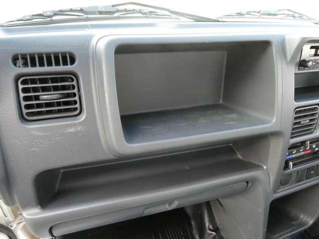 NT100クリッパートラック 660 DX 4WD エアコン パワステ AM/FMラジオ ワンオーナー車 運転席エアバック PS 4WD エアコンパワステ(18枚目)