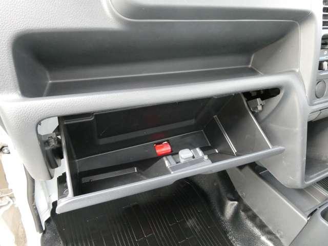 NT100クリッパートラック 660 DX 4WD エアコン パワステ AM/FMラジオ ワンオーナー車 運転席エアバック PS 4WD エアコンパワステ(19枚目)