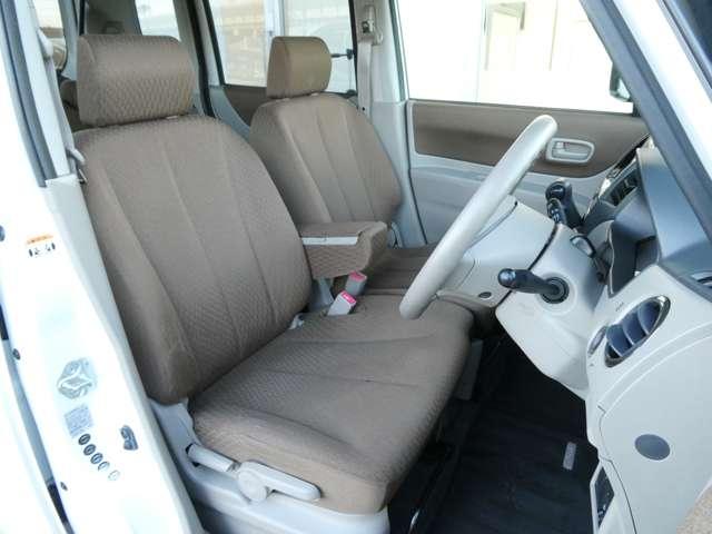 ルークス 660 G HDDナビ TV バックカメラ スマートキープッシュスタート ナビTV セキュリティアラーム キーレスエントリー 運転席助手席エアバック HDDナビ エアバック パワステ オートエアコン PW 両側スライド片側電動ドア ABS(5枚目)