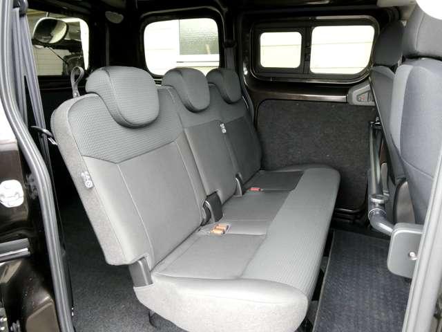 ＮＶ２００バネットバン ＧＸ　衝突軽減ブレーキ　車線逸脱警報　メモリーナビ　ＴＶ　バックカメラ　純正前後ドラレコ　ＥＴＣ　前席パワーウィンドウ　リモコンキー　ハイビームアシスト　プライバシーガラス　日産ワイド保証１年（6枚目）