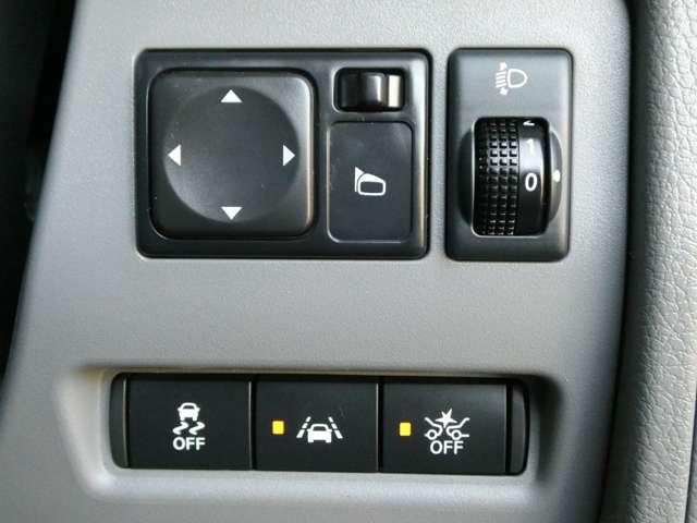 ＮＶ２００バネットバン ＧＸ　衝突軽減ブレーキ　車線逸脱警報　メモリーナビ　ＴＶ　バックカメラ　純正前後ドラレコ　ＥＴＣ　前席パワーウィンドウ　リモコンキー　ハイビームアシスト　プライバシーガラス　日産ワイド保証１年（18枚目）