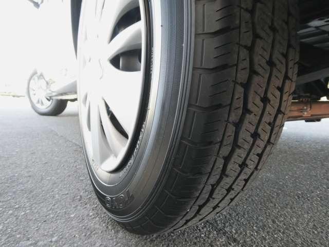 ＮＶ２００バネットバン ＧＸ　衝突軽減ブレーキ　車線逸脱警報　メモリーナビ　ＴＶ　バックカメラ　純正前後ドラレコ　ＥＴＣ　前席パワーウィンドウ　リモコンキー　ハイビームアシスト　プライバシーガラス　日産ワイド保証１年（41枚目）