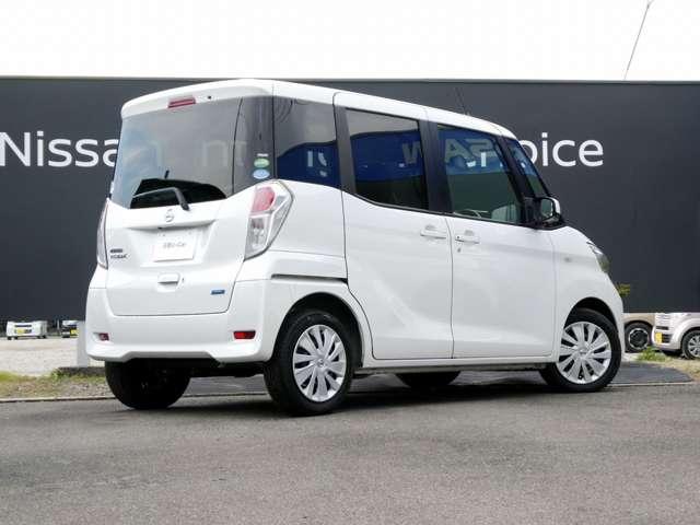 デイズルークス Ｘ　Ｖセレクション　＋ＳａｆｅｔｙＩＩ　衝突軽減ブレーキ　ＥＴＣ車載器　ＲＢＳ　全方位モニター　バックカメラ　パワーウィンドウ　アイドリングストップ　サイドエアバック　サイドモニター　ＡＢＳ　エアバッグ　メモリーナビ　両側スライド片側電動ドア　Ｗエアバッグ（2枚目）