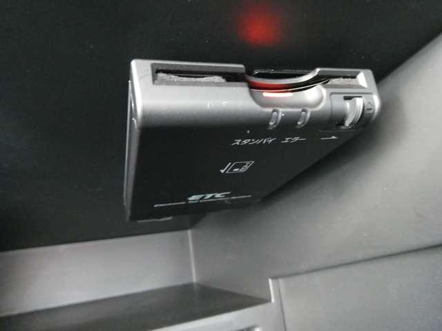 ノート １．２　Ｘ　衝突被害軽減ブレーキ　踏み間違い防止ＡＳＴ　レーダーブレーキサポート　ＥＴＣ搭載　１オーナー車　Ｄレコ　スマトキー　キーレス　運転席助手席エアバッグ　ナビＴＶ　ワンセグ　バックカメラ　エアコン　パワーウィンドウ　レーンアシスト　ＡＢＳ　アラモニ（21枚目）