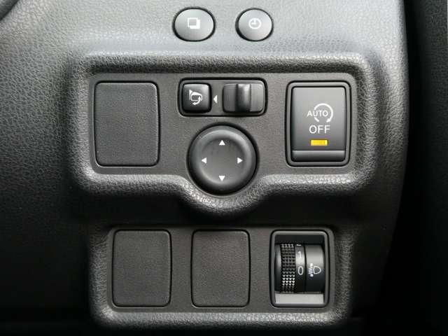 ノート 1.2 メダリスト アラウンドビューモニター メモリーナビ アラウンドビュモニター Aストップ インテリキー オートエアコン 左右エアバック バックビューモニター メモリーナビ ETC 1オーナー ナビTV LEDヘッドライト パワーウインドー パワステ(18枚目)