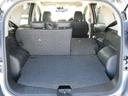 ６：４分割可倒シートを採用しているので、乗車人数やお荷物の加減で多彩にシートをアレンジが出来るのでとても重宝しますね♪