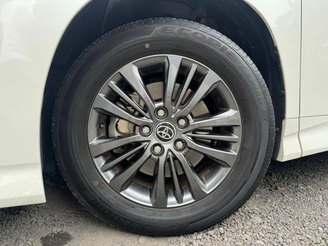 TOYOTA VOXY S-G Best Japan Spec Recon Car for Import Malaysia