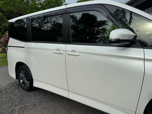 TOYOTA VOXY S-G Best Japan Spec Recon Car for Import Malaysia