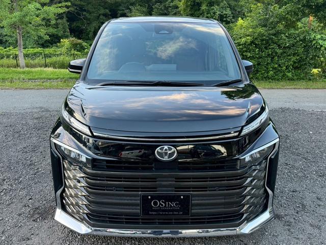 TOYOTA VOXY S-G Best Japan Spec Recon Car for Import Malaysia