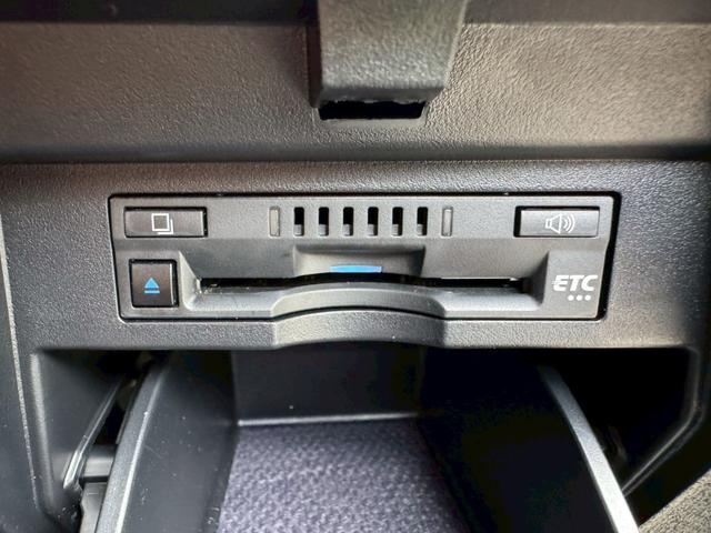 アルファード ２．５Ｓ　Ｃパッケージ　／ツインムーンルーフ／デジタルインナーミラー／フリップダウンモニター／衝突軽減／レーダークルーズ／レーンキープ／コーナーセンサー／パワーバックドア／電動格納ミラー／プッシュスタート／ＥＴＣ／ＵＳＢ接続（47枚目）