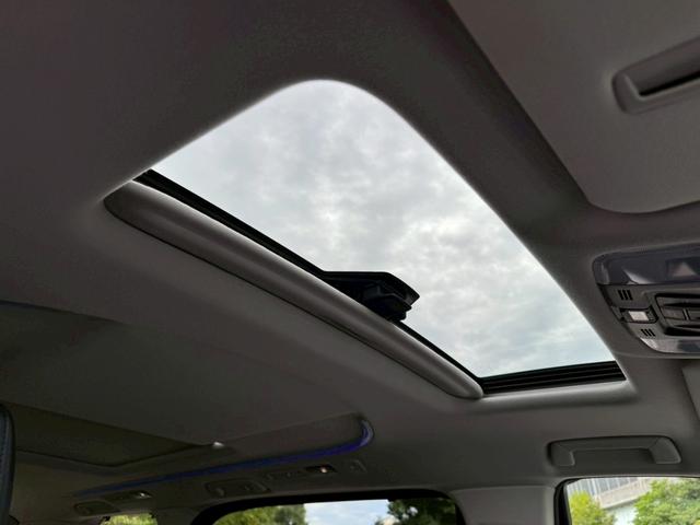 アルファード 2.5S Cパッケージ /ツインムーンルーフ/衝突軽減/デジタルインナーミラー/BSM/レーダークルーズ/レーンキープ/コーナーセンサ/パワーバックドア/シートエアコン/パワーシート/電動格納ミラー/バックカメラ/USB接続(39枚目)