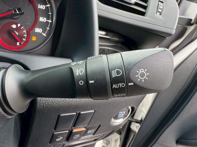 アルファード 2.5S Cパッケージ /ツインムーンルーフ/衝突軽減/デジタルインナーミラー/BSM/レーダークルーズ/レーンキープ/コーナーセンサ/パワーバックドア/シートエアコン/パワーシート/電動格納ミラー/バックカメラ/USB接続(40枚目)