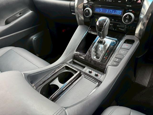アルファード 2.5S Cパッケージ /ツインムーンルーフ/衝突軽減/デジタルインナーミラー/BSM/レーダークルーズ/レーンキープ/コーナーセンサ/パワーバックドア/シートエアコン/パワーシート/電動格納ミラー/バックカメラ/USB接続(46枚目)