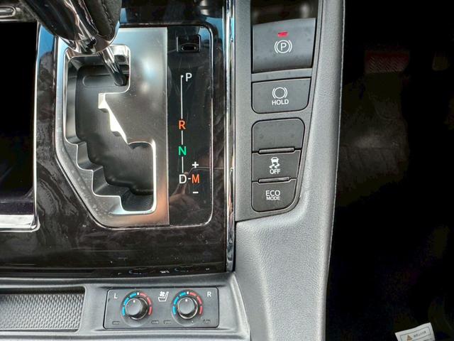 アルファード 2.5S Cパッケージ /ツインムーンルーフ/衝突軽減/デジタルインナーミラー/BSM/レーダークルーズ/レーンキープ/コーナーセンサ/パワーバックドア/シートエアコン/パワーシート/電動格納ミラー/バックカメラ/USB接続(51枚目)