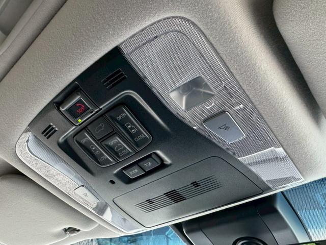 アルファード 2.5S Cパッケージ /ツインムーンルーフ/衝突軽減/デジタルインナーミラー/BSM/レーダークルーズ/レーンキープ/コーナーセンサ/パワーバックドア/シートエアコン/パワーシート/電動格納ミラー/バックカメラ/USB接続(53枚目)